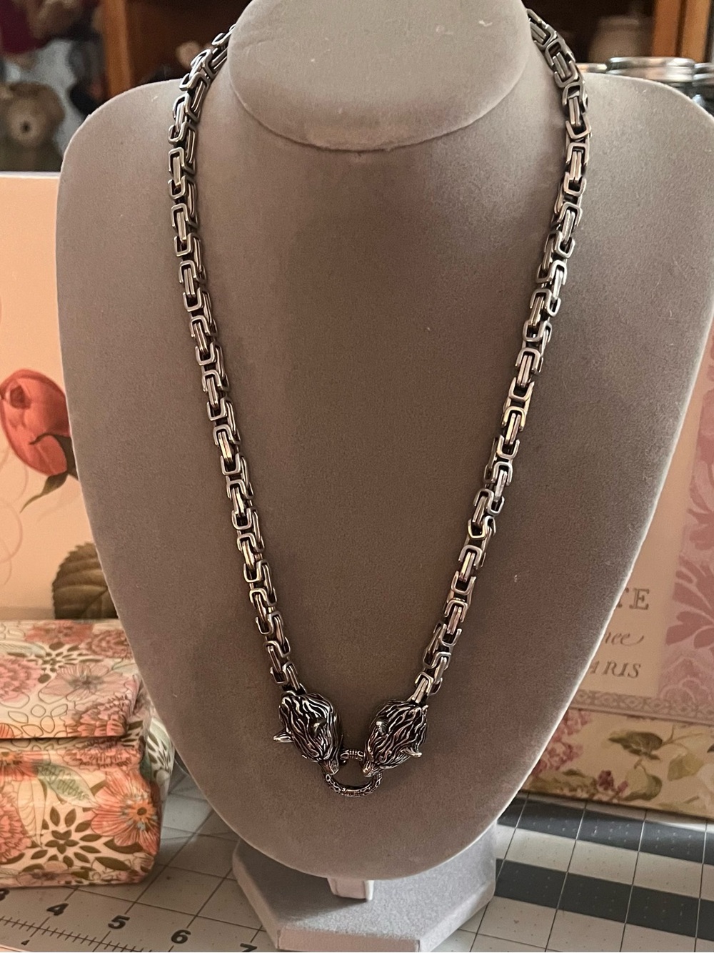 GLEIPNIR'S HOLD -
STAINLESS STEEL FENRIR
NECKLACE “Norse”
